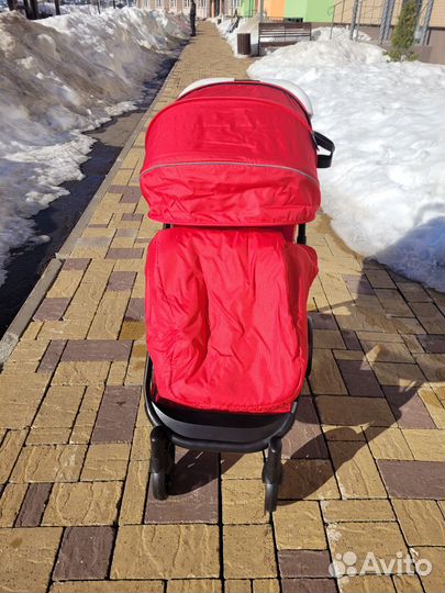 Новая прогулочная коляска с большими колесами