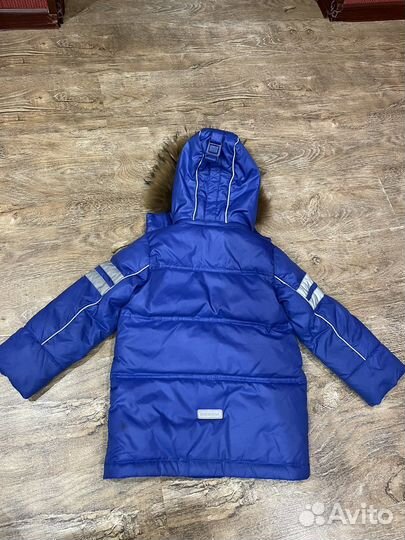 Куртка на 4-5 лет