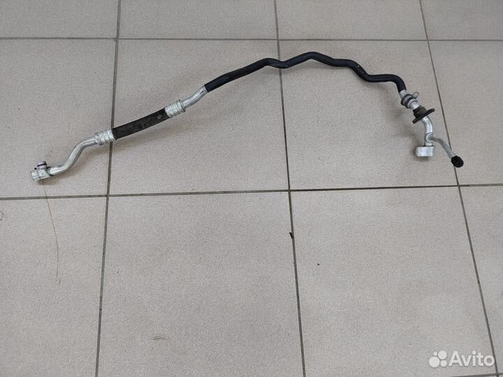 Трубка кондиционера VW Touareg GP 7L6820743H