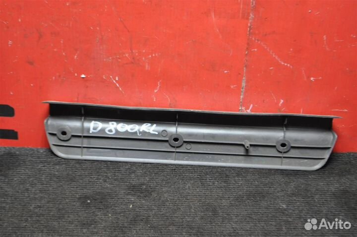 Накладка на порог задняя левая mitsubishi pajero