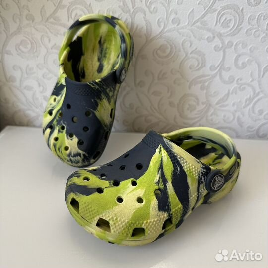 Crocs c9