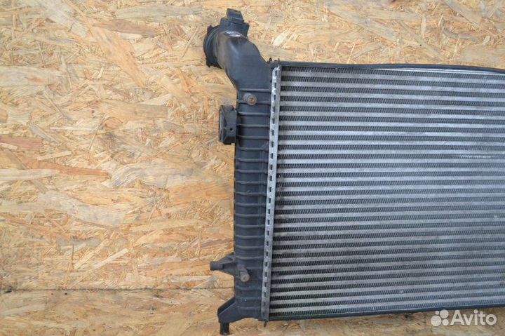 Интеркулер Volkswagen Passat B6 седан BLS