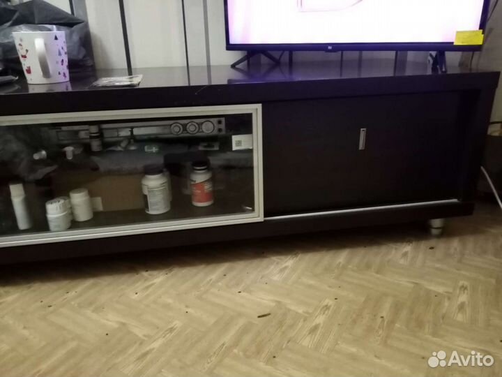 Тумба под телевизор
