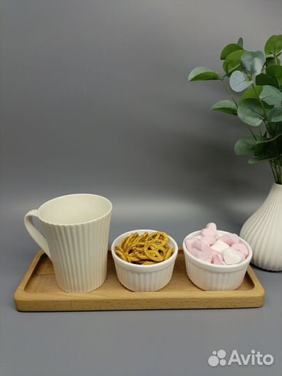 Поднос деревянный