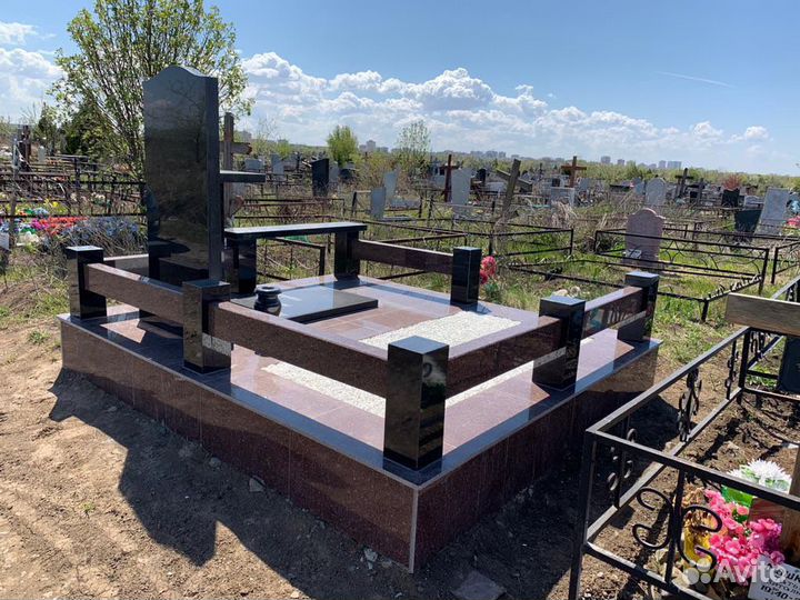 Памятники,ограды,благоустройства