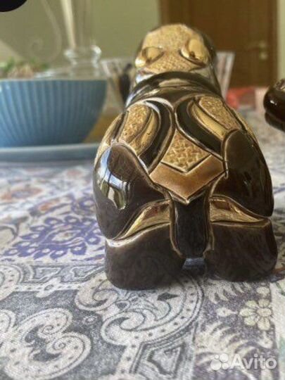 Статутка De Rosa, Уругвай, бегемотик большой