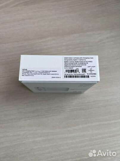 Коробка от наушников AirPods