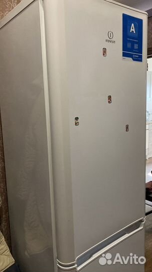 Холодильник Indesit No Frost