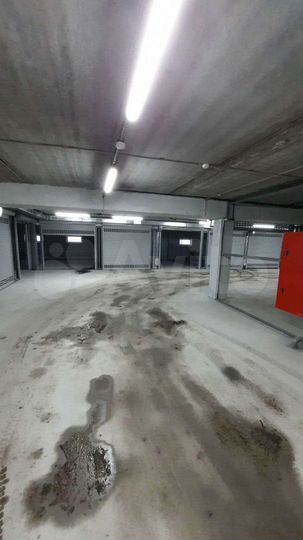 Машиноместо, 18 м²