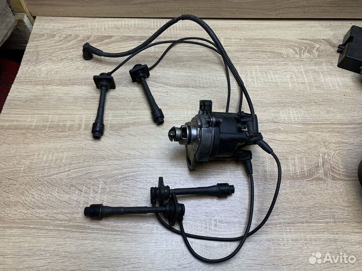 Трамблер Toyota Carina E 1.6