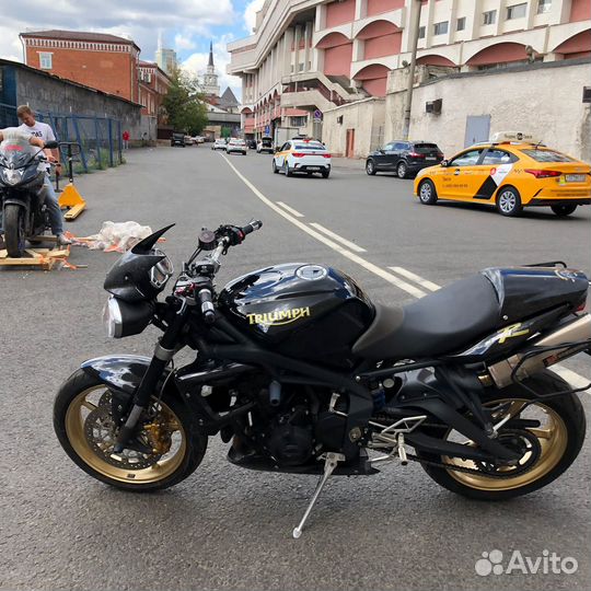 Triumph Street Triple 675R