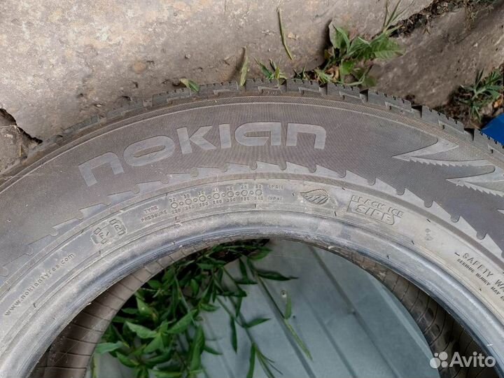 Nokian Tyres Hakkapeliitta R 235/60 R17