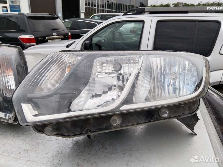 Фара renault sandero stepway 2