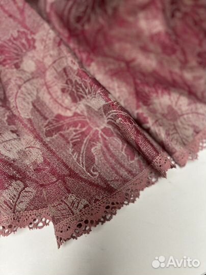 Льняная круглая скатерть жаккард бордо