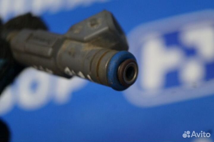 Форсунка Mazda Tribute 2.0 2001