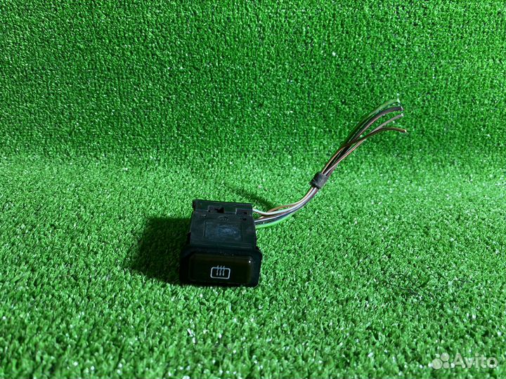 Кнопка обогрева заднего стекла BMW 5 series E28