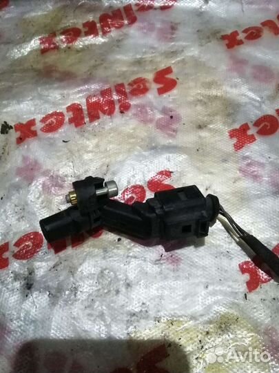 Датчик коленвала Volkswagen Golf 5, 1.4, BLG