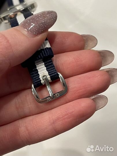 Часы daniel wellington