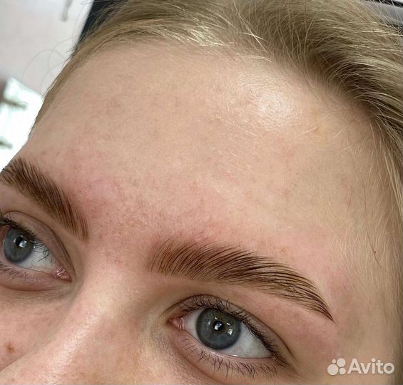 Окрашивание бровей