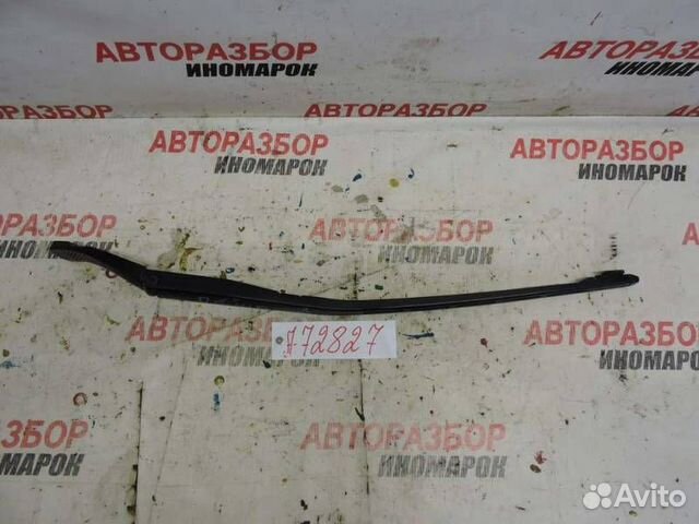 Поводок стеклоочистителя передний левый Peugeot 30