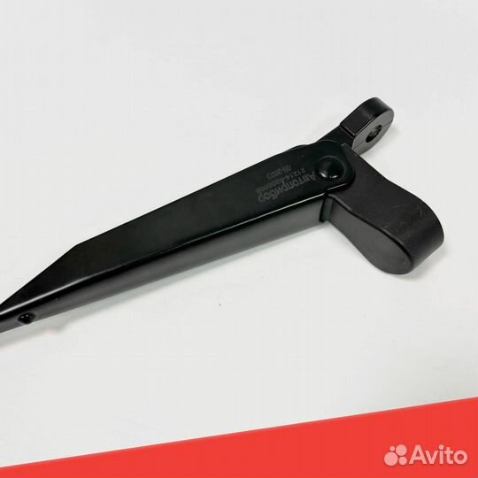 Рычаг стеклоочистителя перед Нива Урбан 2 шт