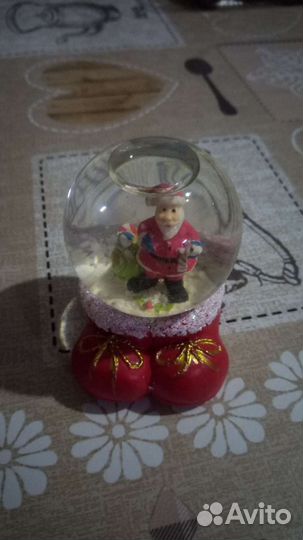 Светящиеся фигурки+водяной шар (цена за комплект)