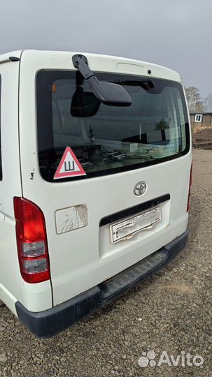 Дверь задняя на toyota hiace, regius ACE