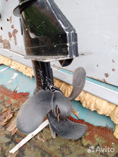 Лодка с мотором mercury