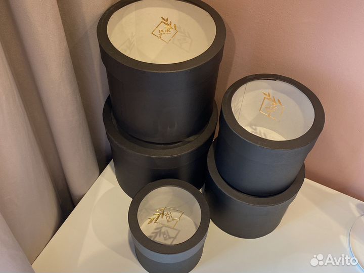 Шляпные коробки для цветов подарков