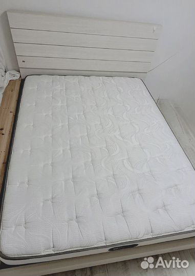 Матрас 160х200 новый жесткий