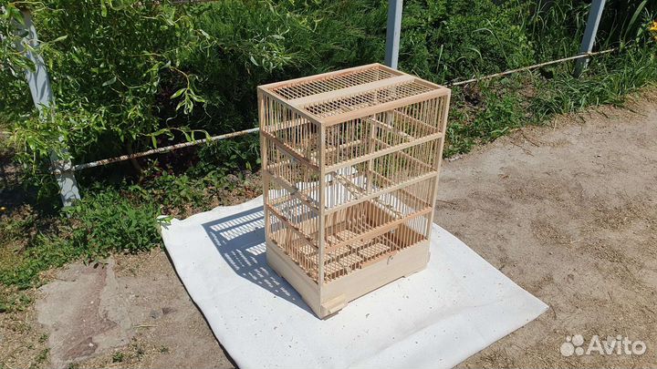 Клетки для птиц, канареек, попугаев и т.д