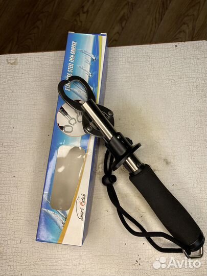 Захват для рыбы Lip Grip с весами в рукоятке