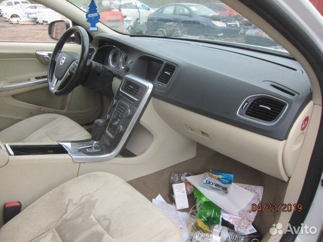 Разбор на запчасти Volvo S60 2010