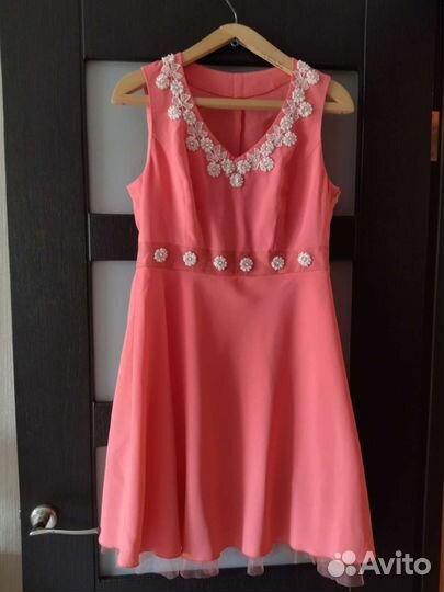 Платье нарядное