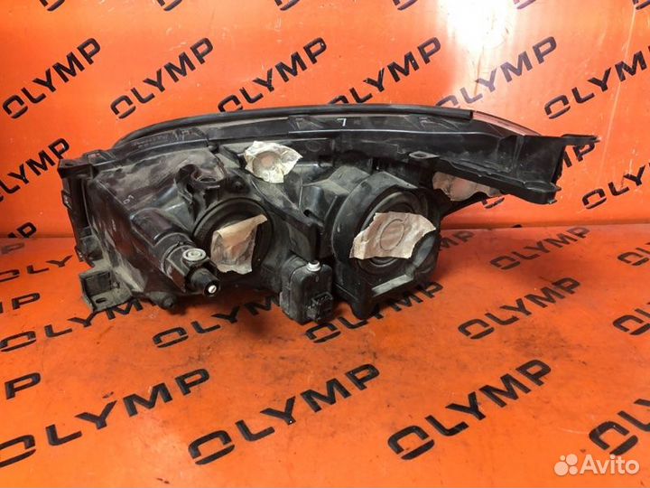 Фара правая Toyota Rav4 ACA31 2AZ-FE