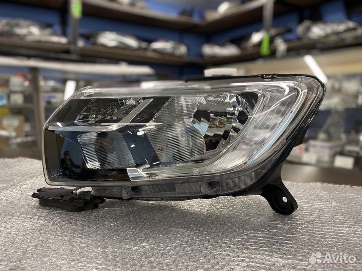 Фара левая Renault Logan 18-н.в. новая