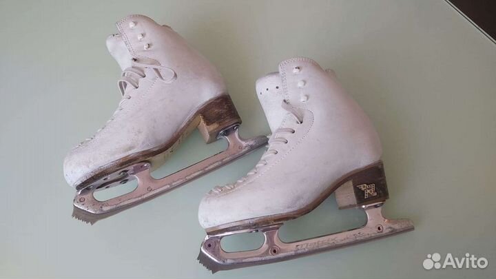 Коньки Risport excellence 215 лезвия Matrix