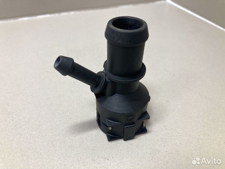 Фланец системы охлаждения 1K0122291C VAG