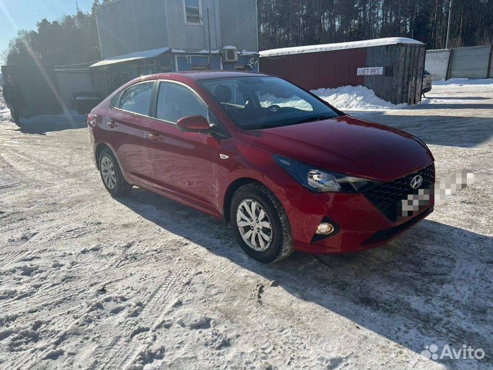 Автомобиль на запчасти Hyundai Solaris 1.6 AT