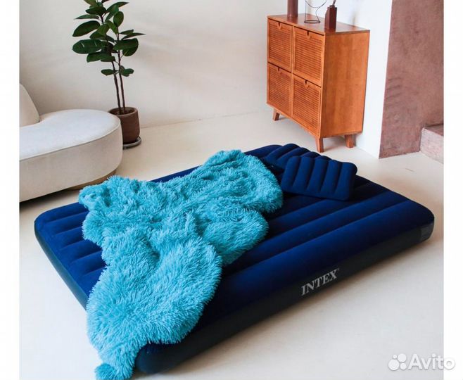 Кровать надувная Intex (надувной матрас)