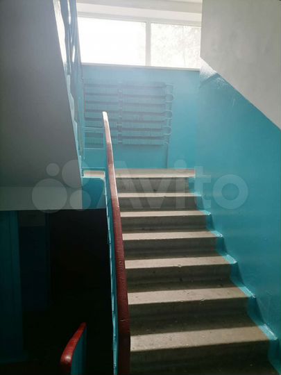 Доля в 2-к. квартире, 51 м², 3/9 эт.