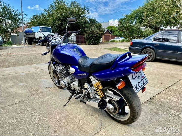 Yamaha XJR 1300