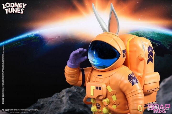 Bugs Bunny Astronaut