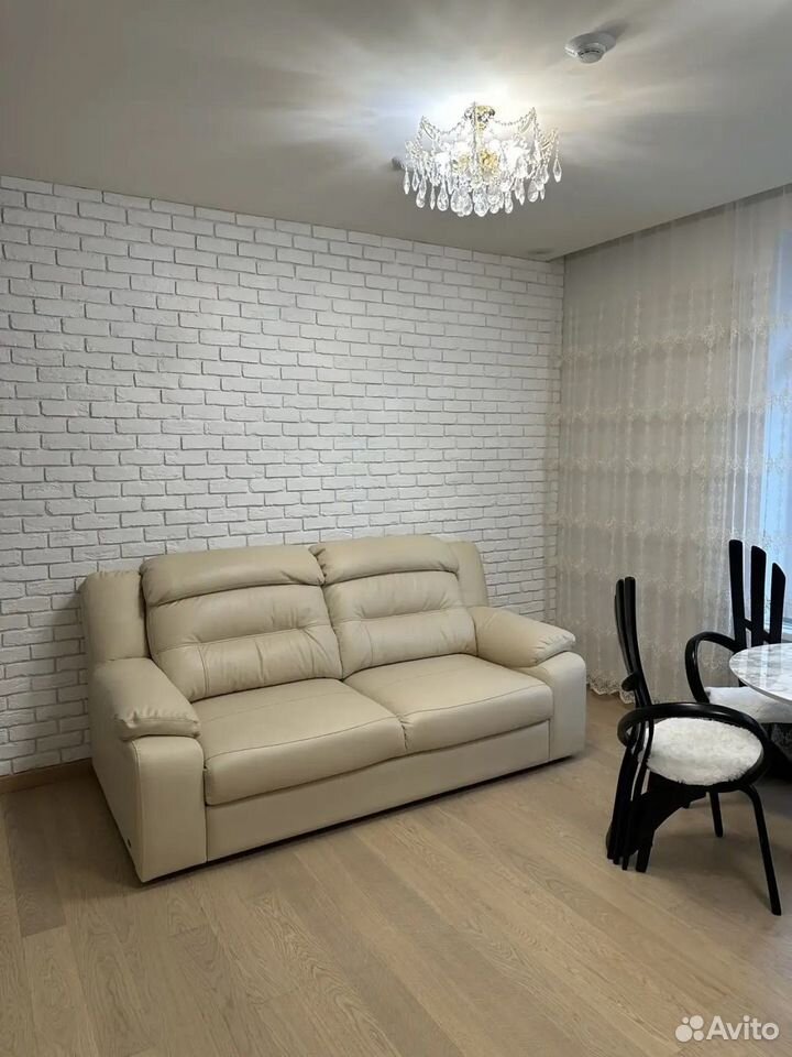3-комнатная квартира, 3500 м² — фото 1