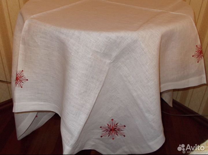Новогодняя льняная Скатерть новая с этикеткой Lino