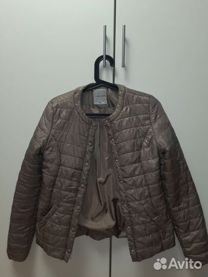 Куртка весенняя