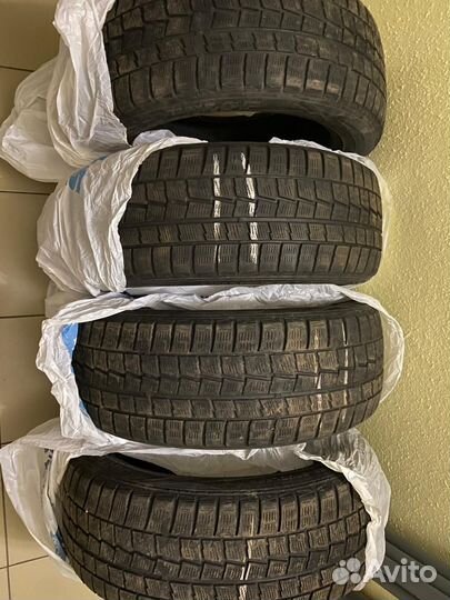 Dunlop Winter Maxx WM01 215/55 R17