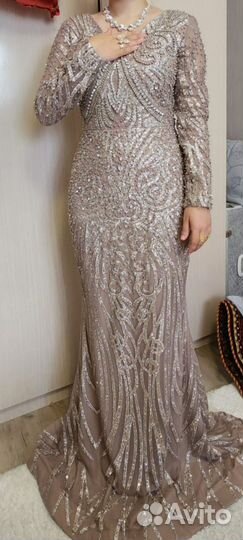 Вечернее платье 46 размера в пол