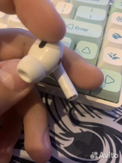 Airpods pro 1 наушник правый