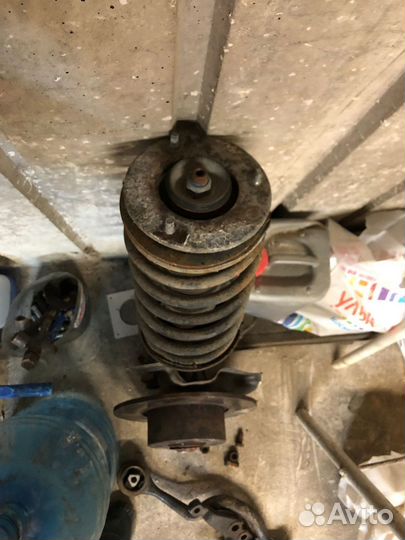 Стойка амортизатора bmw e 34